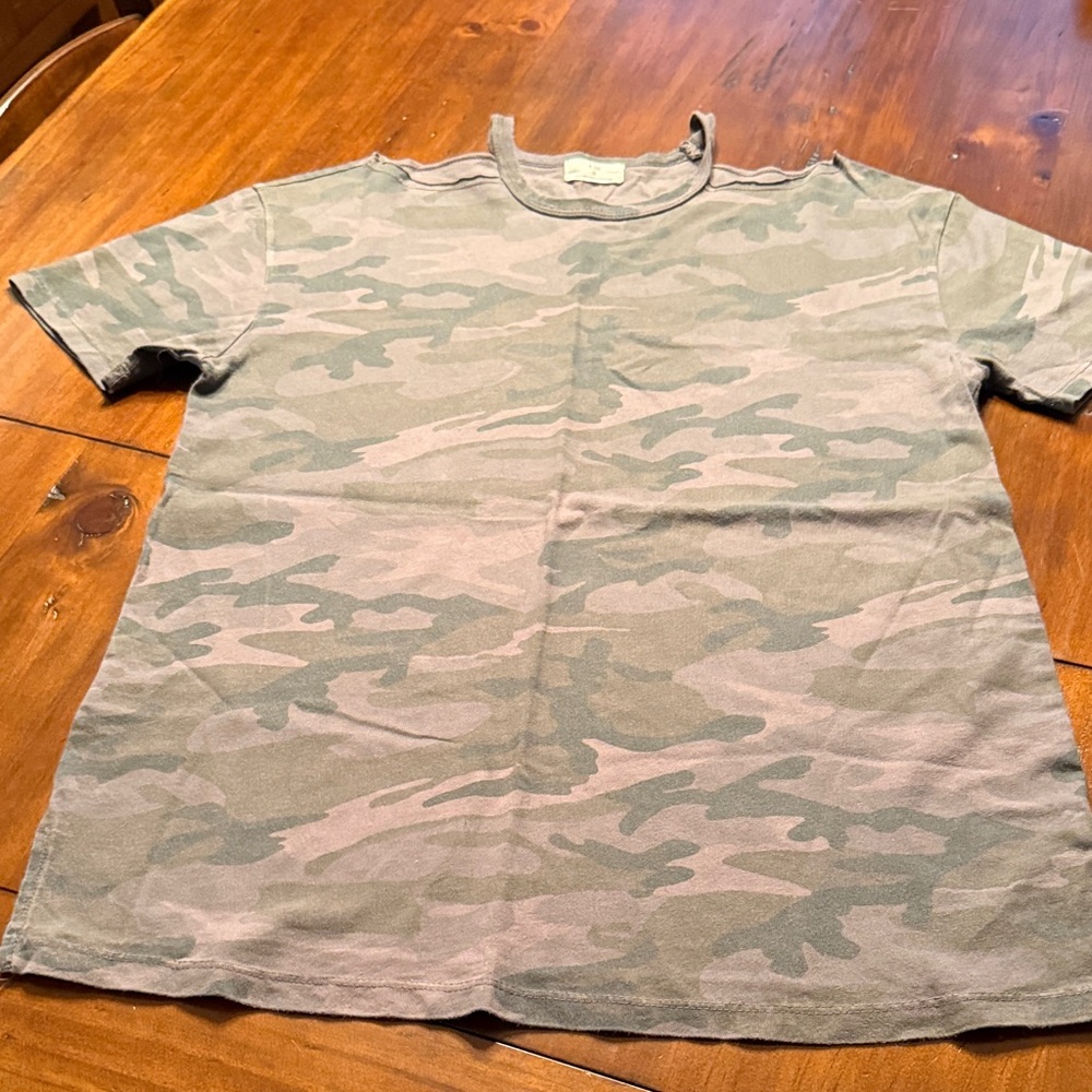T.La Gray Casual Tee